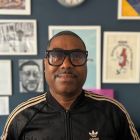 <div class="uk-background-muted uk-flex uk-flex-middle uk-flex-center uk-flex-column"><i class="uk-text-muted" uk-icon="user"></i>Peter</div>