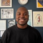 <div class="uk-background-default uk-flex uk-flex-middle uk-flex-center uk-flex-column"><i class="uk-text-muted" uk-icon="user"></i>Arnold</div>